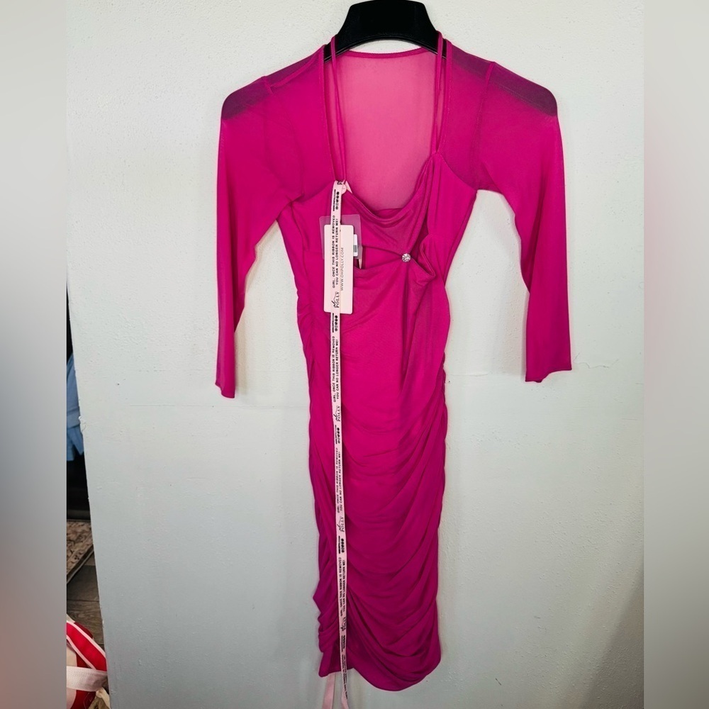 INFINITE LOVE
Cut Out Midi Dress in Pink - Picture 5 of 13